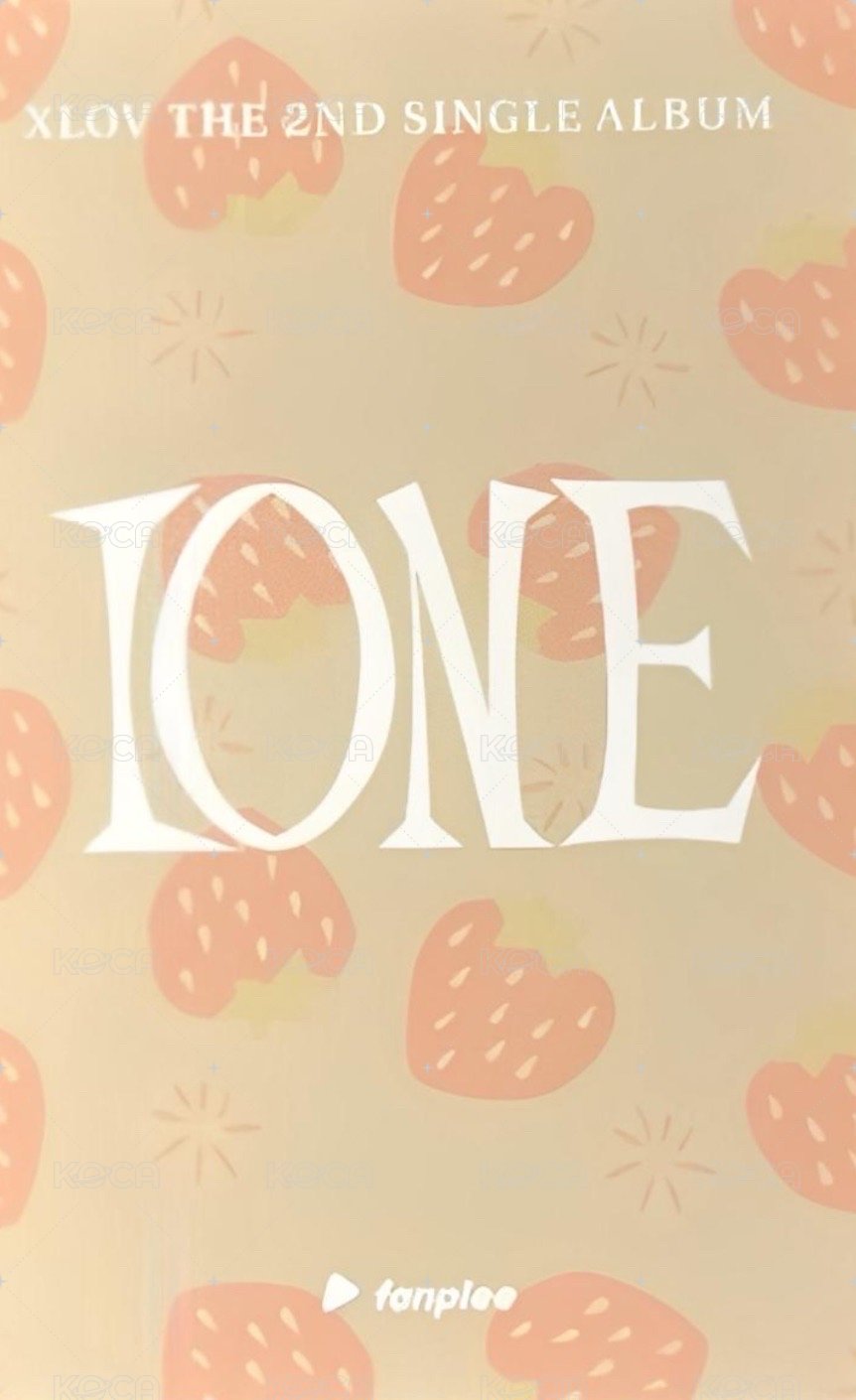 I ONE fp 線下2.0 簽售卡  背面