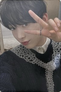 迷五 yzy 1.0 特典卡 比耶禹