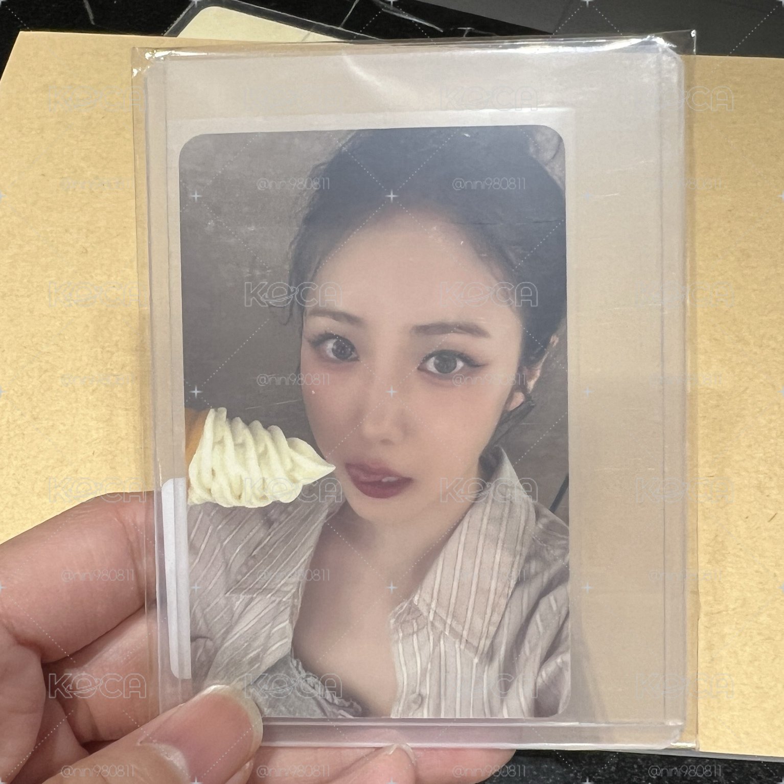 VIVIZ 正規一 A Montage of () AM簽售卡 SINB 信飛