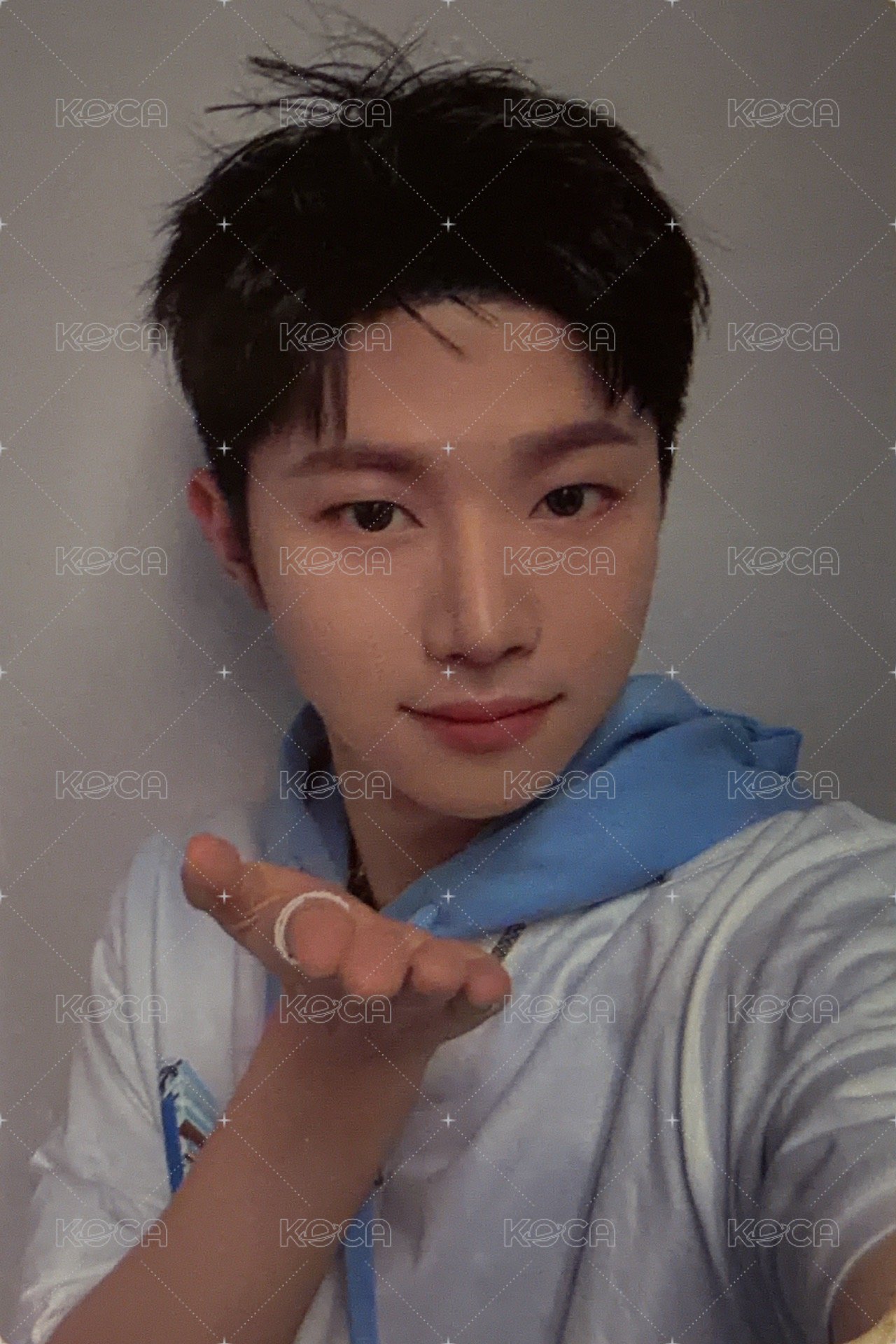 迷三 ju 簽售卡  背面