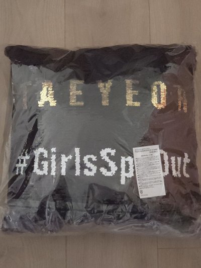 太妍 #GirlsSpkOut 專輯特典抱枕