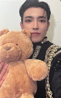 From the Witness target 特典卡 HUG ver.