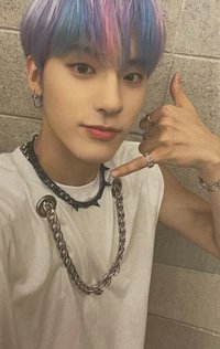 THRILL-ING 專輯卡 