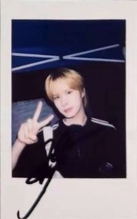 Play Hard yzy 北京中簽1.0 簽售卡 復刻拍立得