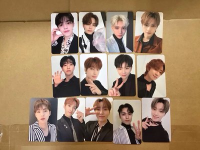 SEVENTEEN 2021 年曆 season’s greeting