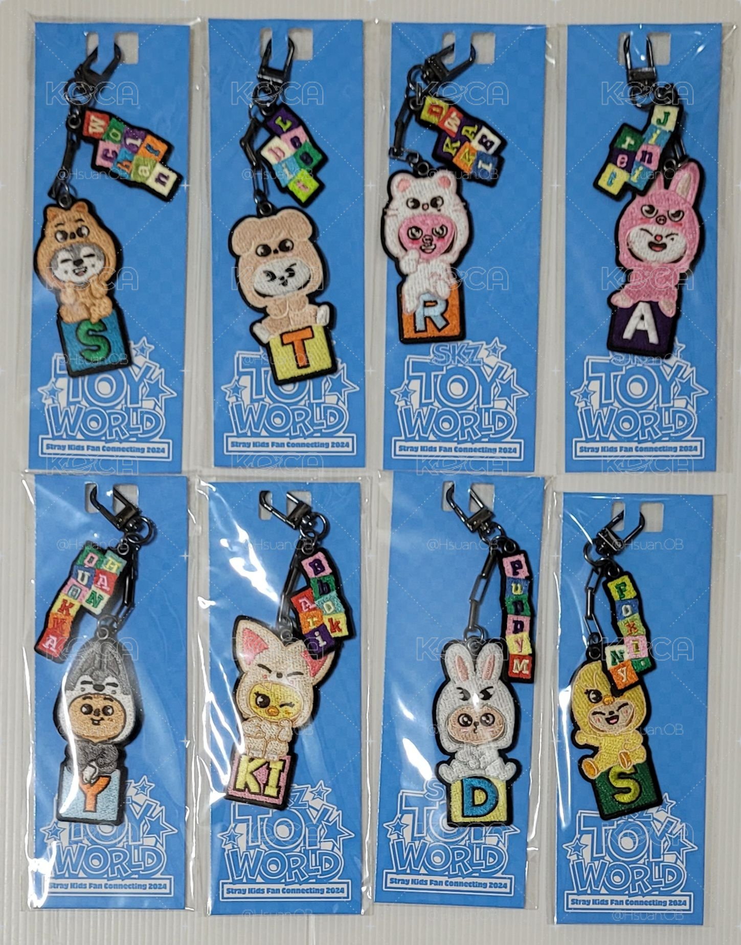 TOY WORLD字母鑰匙圈