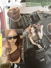 Tabloid版寧 卡背損