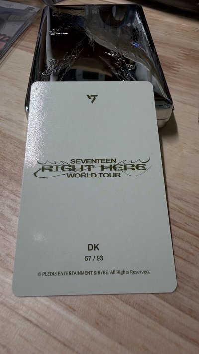RIGHT HERE 隨機卡 DK