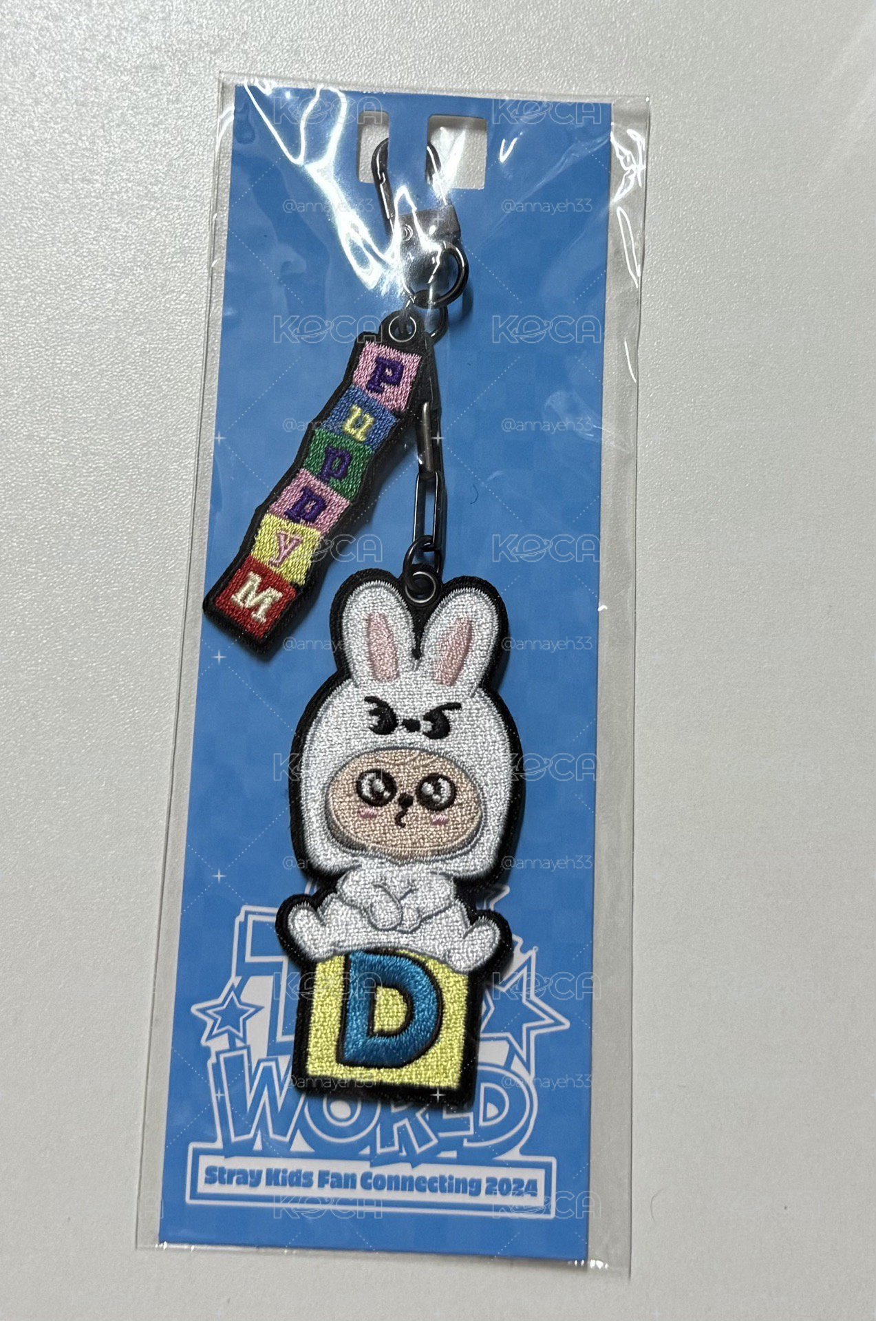 Puppy M Toy world 吊飾