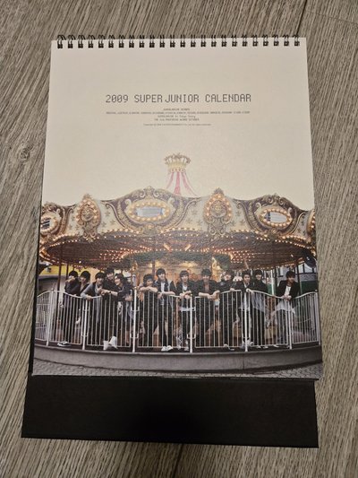 2009年Super Junior官方桌曆