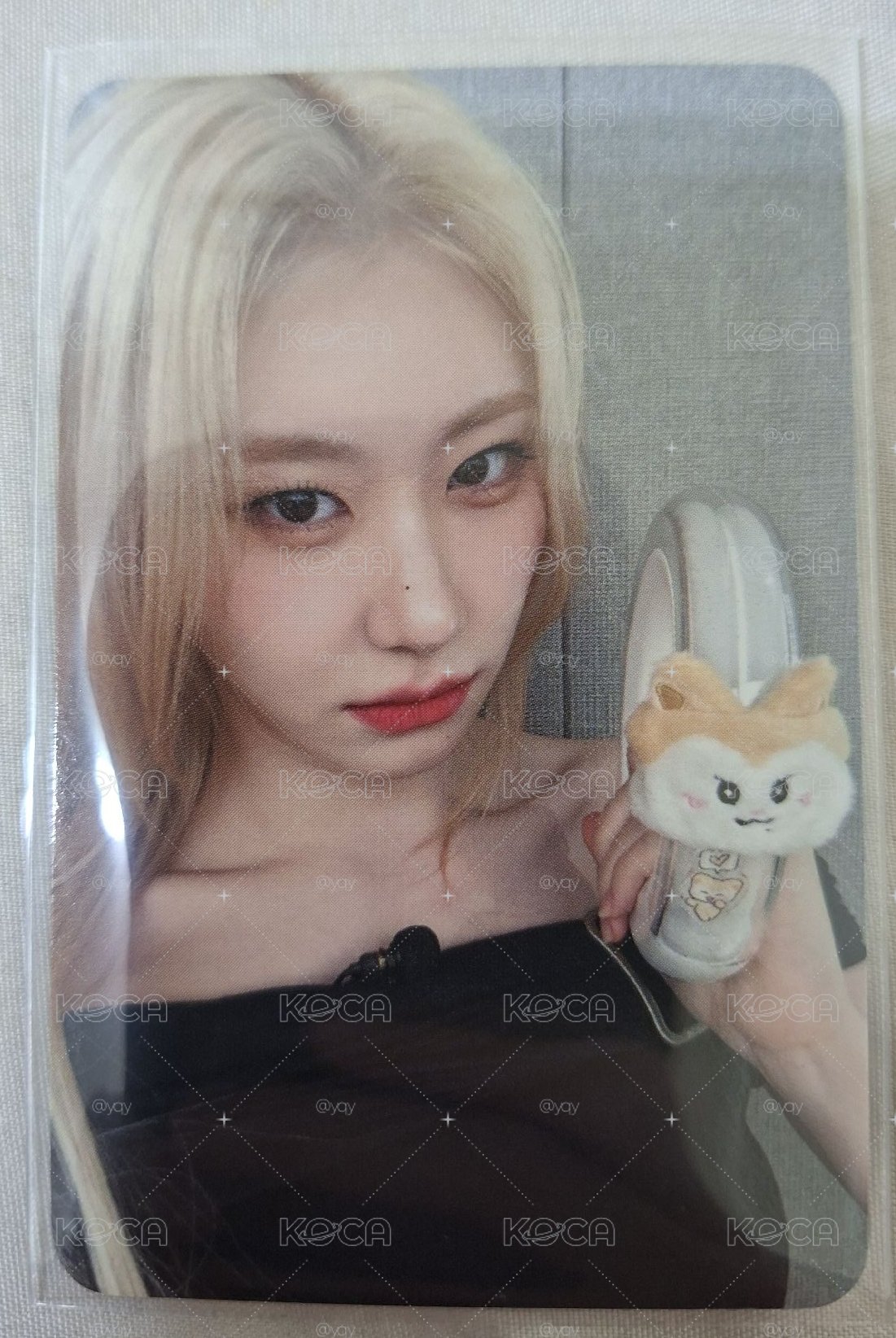 彩領手燈卡