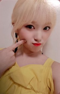 BLOOM*IZ I AM版 專輯卡 