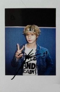 Play Hard yzy 北京中簽2.0 簽售卡 復刻拍立得