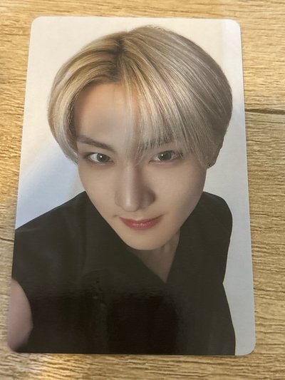 enhypen Wtl 夏季 世巡 滿額卡 *有損