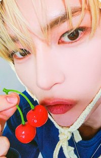 正規一 mu 簽售卡 櫻桃 ver.