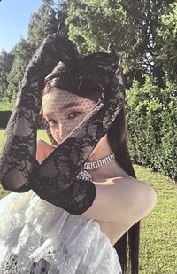 Psycho 專輯卡 比心姐