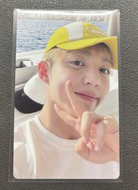 PB 哲線上簽售卡(有不過臉廠損） 