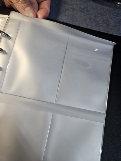 ANTIFRAGILE 卡冊 PHOTO CARD BINDER(卡冊有使用痕跡，詳見說明欄❗️)