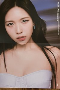 READY TO BE jyp 海報 