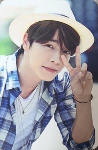 第四張日語單曲《Let's Get It On》 專輯卡 