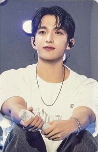 25‘fm holiday 演唱會 DVD / CD 卡 DC版