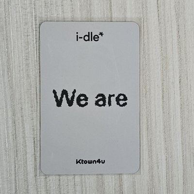 I-DLE K4雨琦 *有損請自行看圖三 可接受再下單