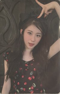 HUSH RUSH VAMPIRE ver. 專輯卡 