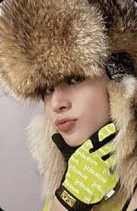 疾馳 (2 Baddies) 專輯卡 