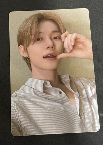  愛豆驛站 2.0 簽售卡 （有損）