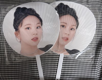【紙箱寄出 兩支一起出】twice 彩瑛 4TH WORLD to Japan 日巡 大扇 扇子 演唱會
