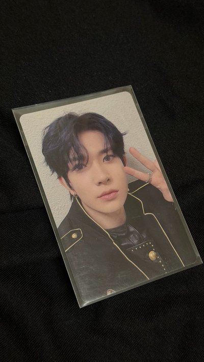 Enhypen一直娛特典卡