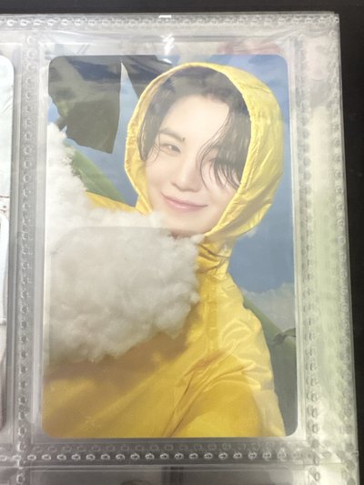 勳專卡（拿球、雨衣、爆米花、草地）