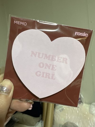 Rosie 快閃 官方文具週邊