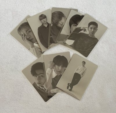 BTS  MONOCHROME 展覽 隨機卡