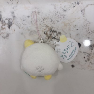 Winter吊飾、Savage 專輯 P.O.S Ver.（已拆全專，外盒有損）