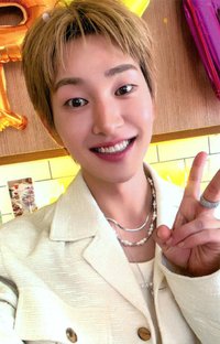 Onew Percent 快閃店 滿額卡 