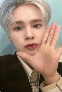 SUN SEEKER yzy 簽售卡 