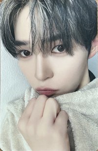 PRESENT  入場卡 / 場限卡 圍巾卡