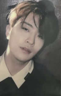 Eyes On You 專輯卡 