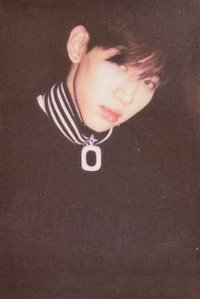 Eyes On You 專輯卡 