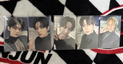 ACT:TOMORROW 場週外套卡