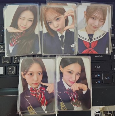 Rescene 2025/10/11 WITHMUU 校服線下簽售特典卡（現貨）+電子專