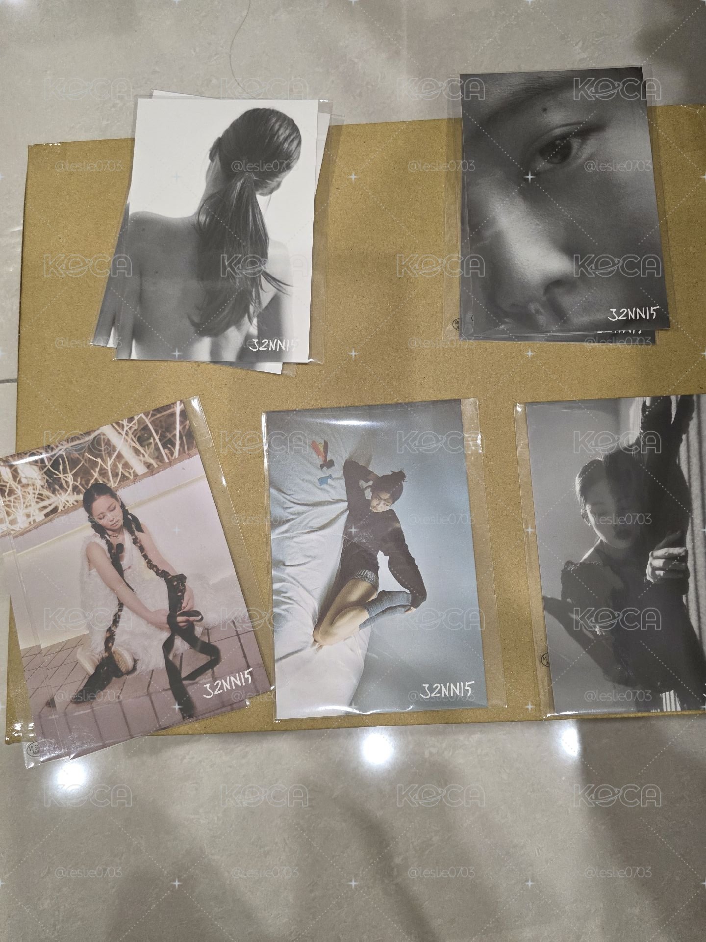 Jennie 攝影展明信片