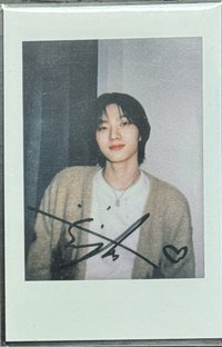 yzy復刻拍立得1（需綁至400）