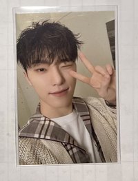 24年克拉島眨眼燦