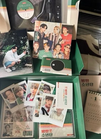 （整圖出）BTS 2022 2021 年曆套組 T-shirt 短T