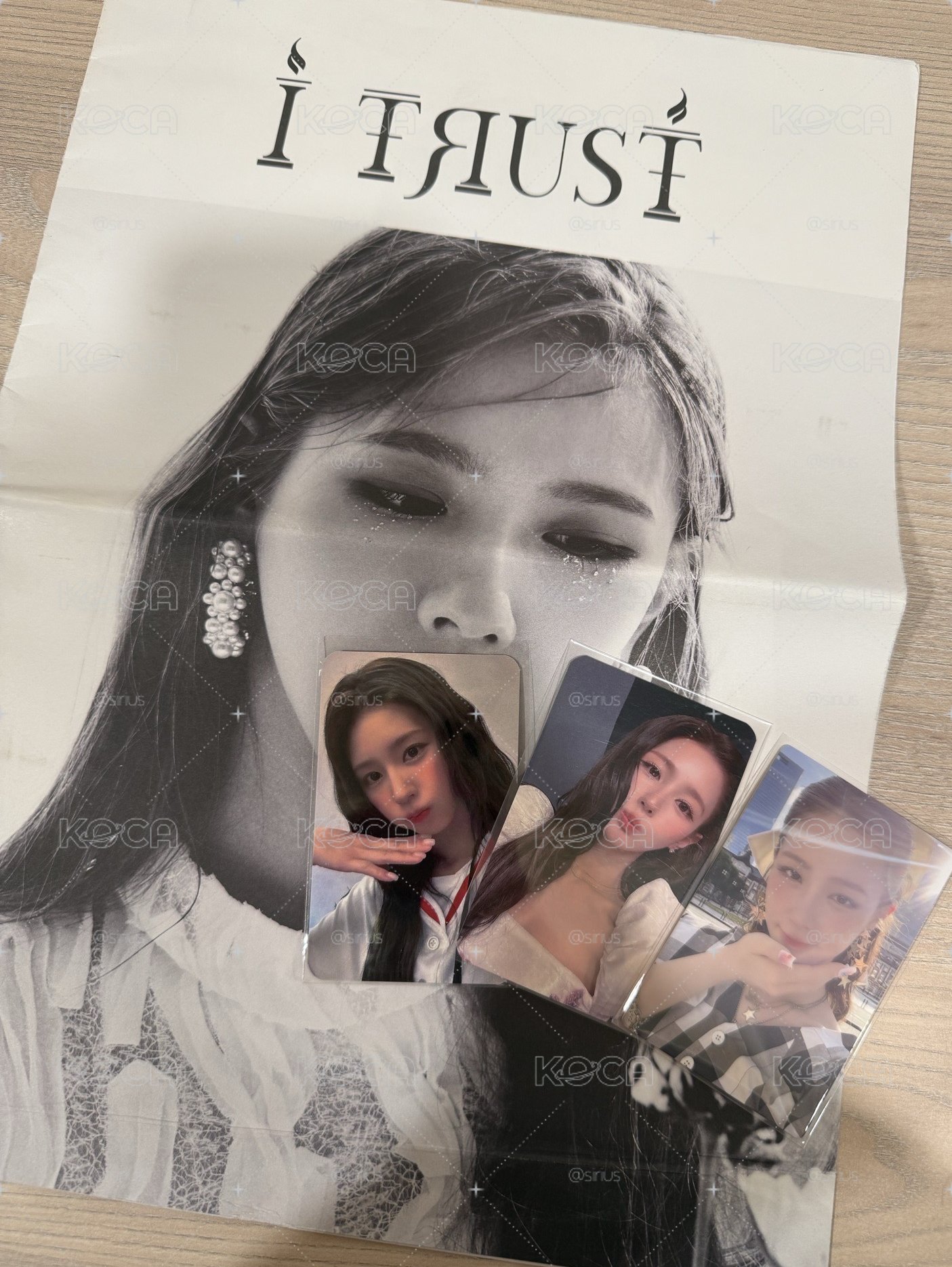 i trust海報冊+麵卡