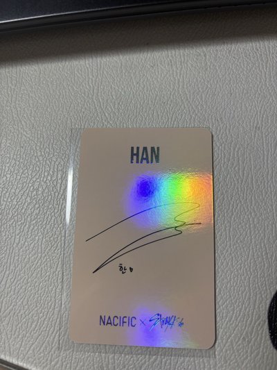 stray kids NACIFIC 電子雞套卡