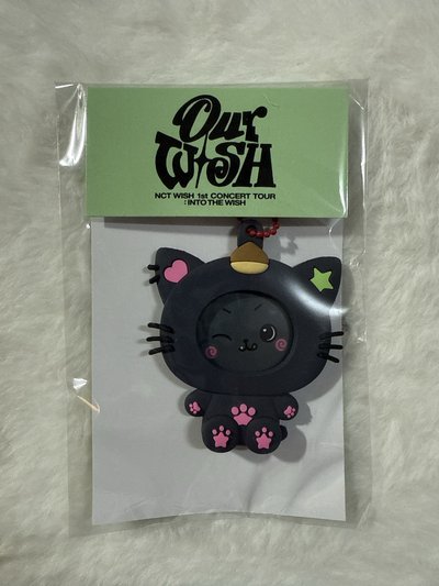 現貨 一巡韓場場週 鑰匙圈徽章吊飾Riku