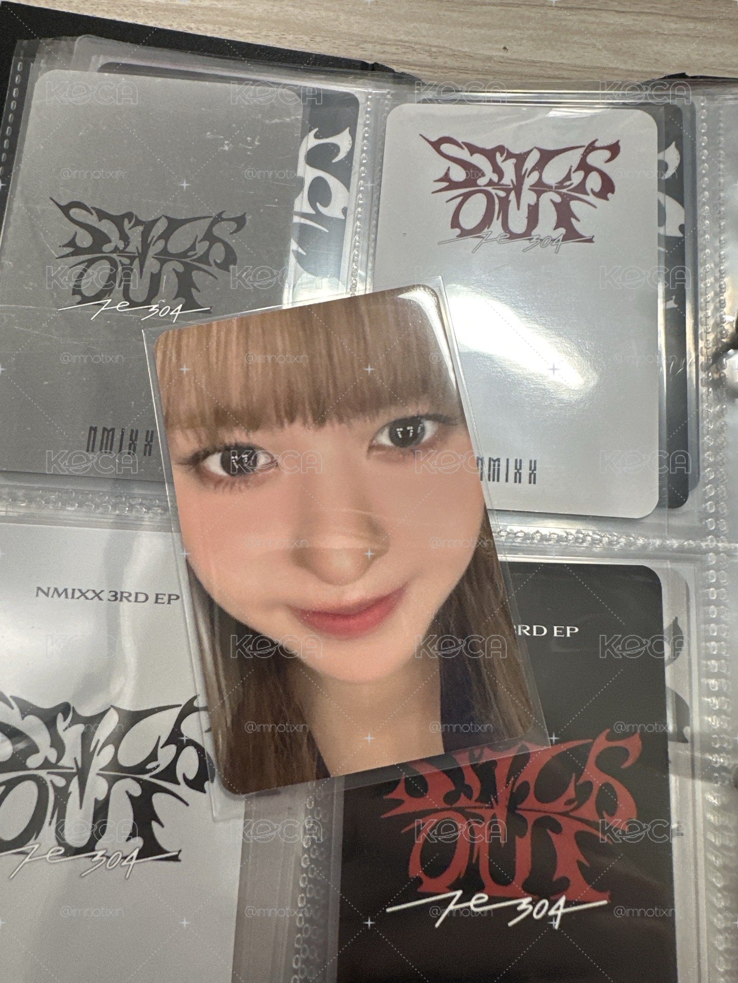 STICK OUT am 簽售卡 懟臉莉